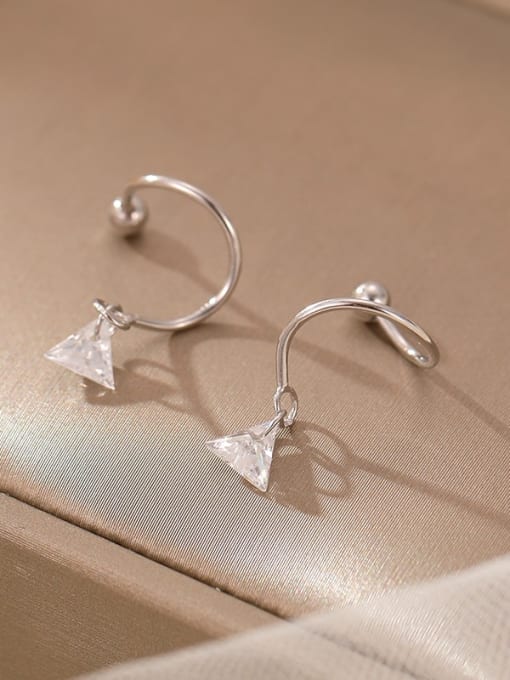 ES2521 [Triangle Platinum] 925 Sterling Silver Cubic Zirconia Star Minimalist Stud Earring